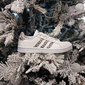 Adidas Grand Court "Cheetah" Shoes size 9 for Women